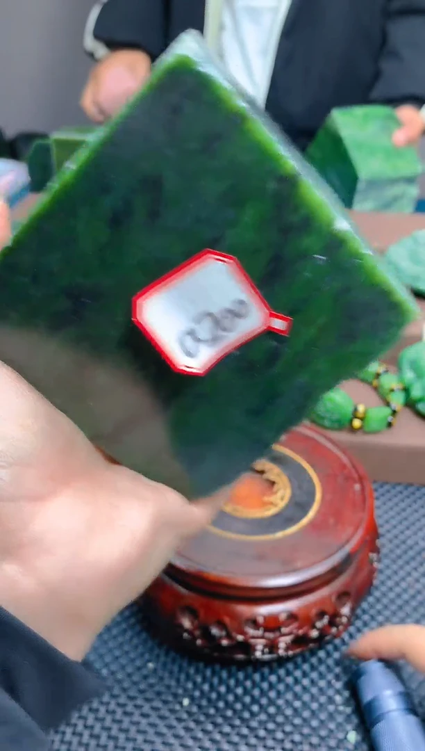 【闪购商品】和田玉（碧玉）珠宝半成品未镶嵌1