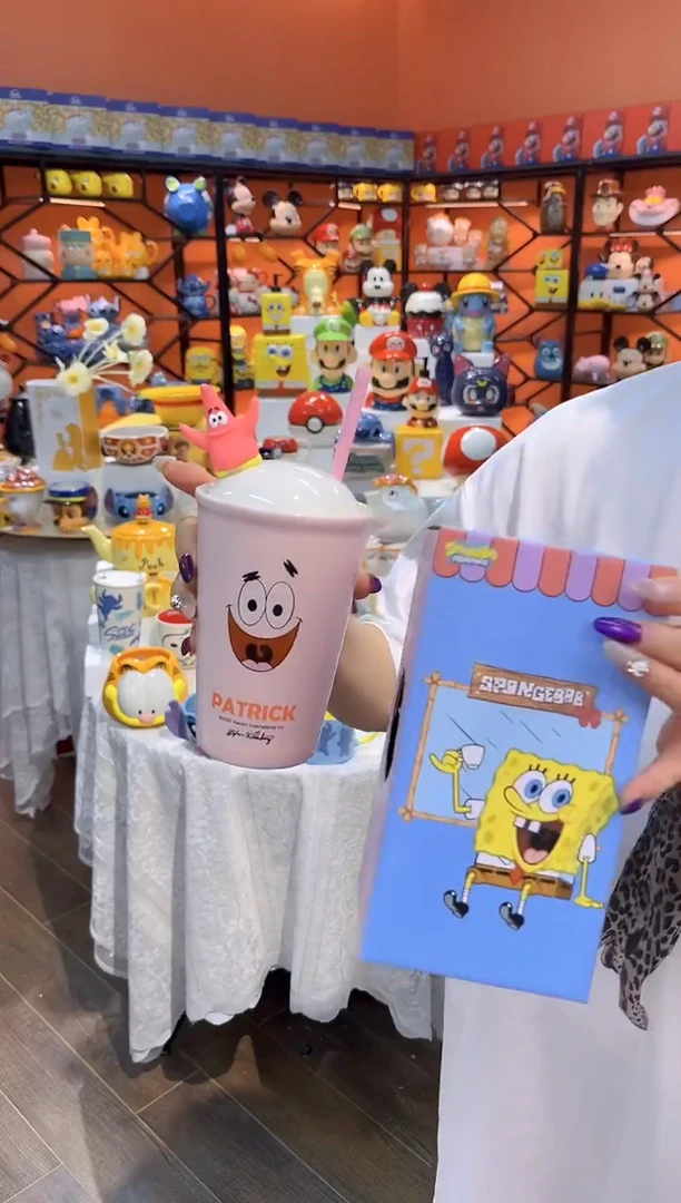 瓷片@@派大星粉色陶瓷带盖吸管杯