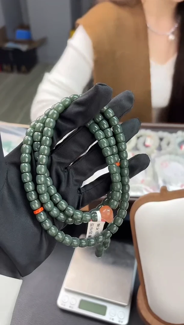 未镶嵌手串和田玉董小姐推荐 多样性发货 拍一发一szq8