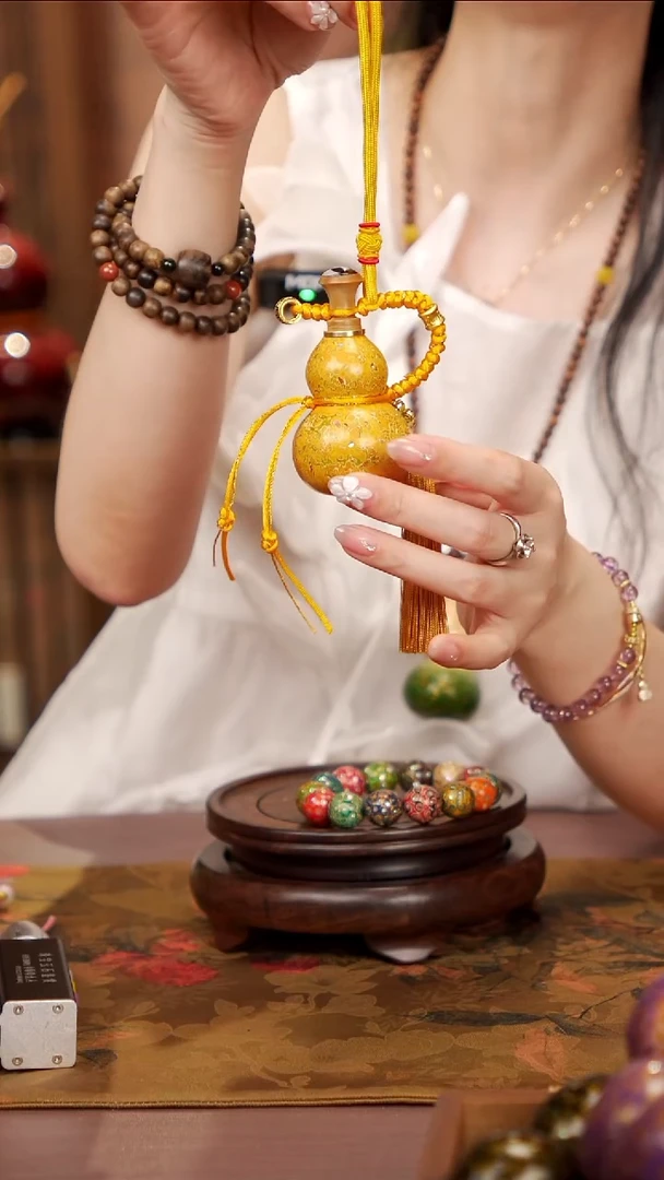 87易林大漆开口小葫芦--168