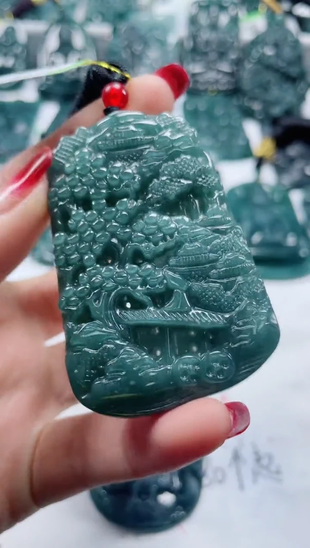 【闪购商品】翡翠颈饰未镶嵌