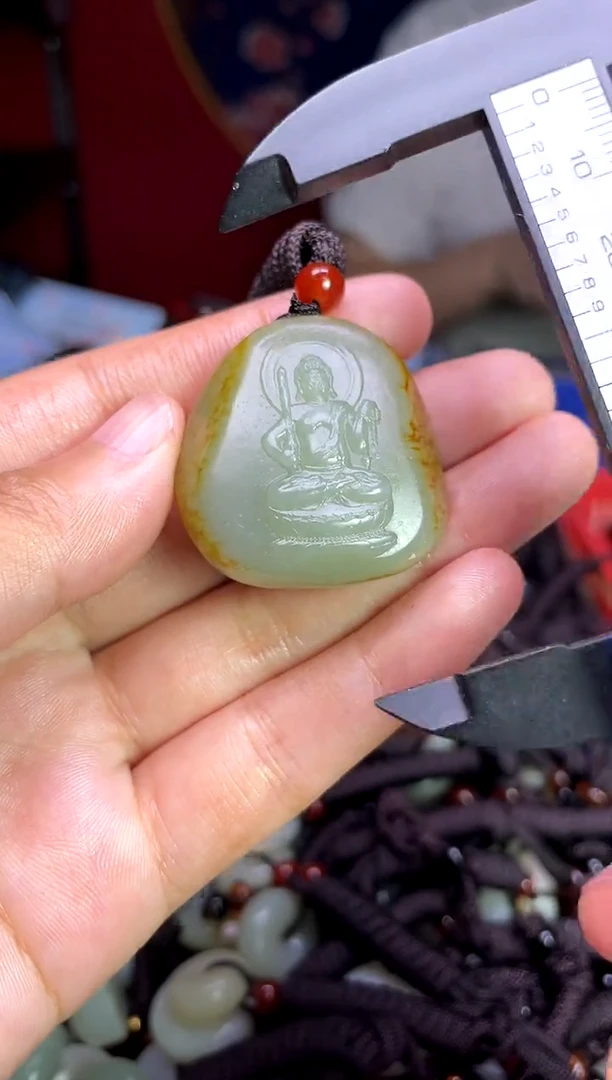 未镶嵌和田玉挂件1