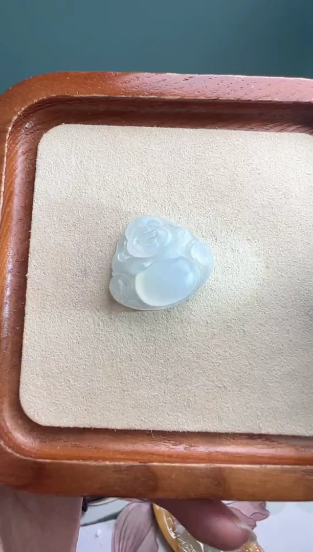 未镶嵌定制翡翠?****儿白冰佛公