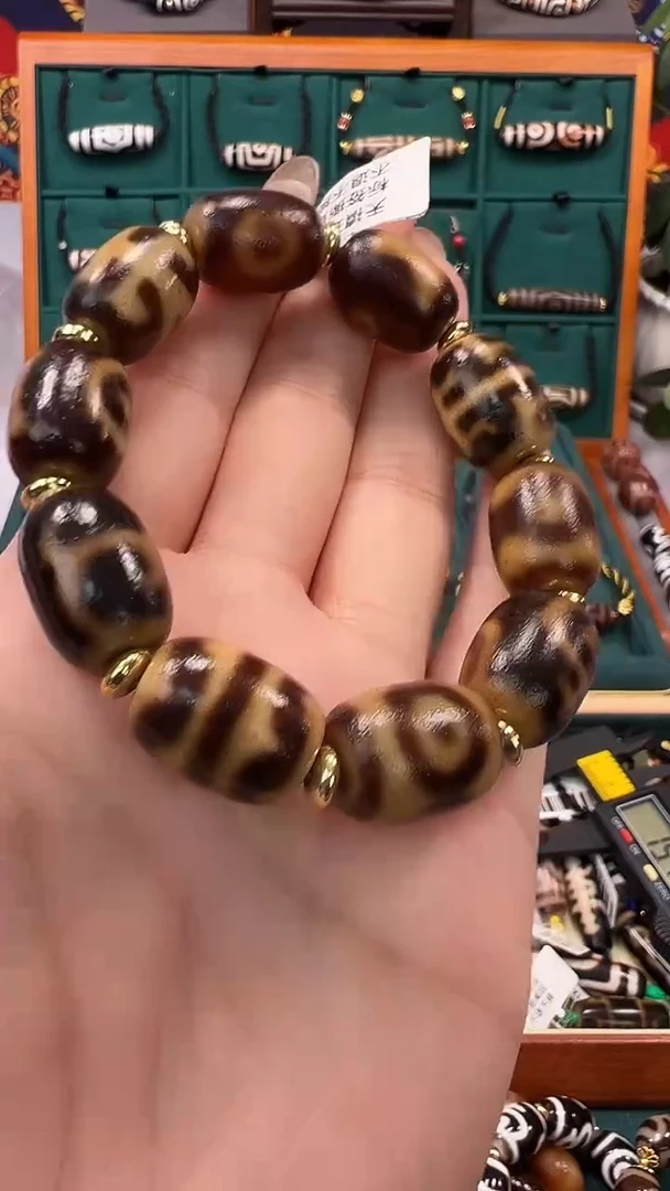 玛瑙/玉髓（覆膜）颈饰合金1.（微瑕）