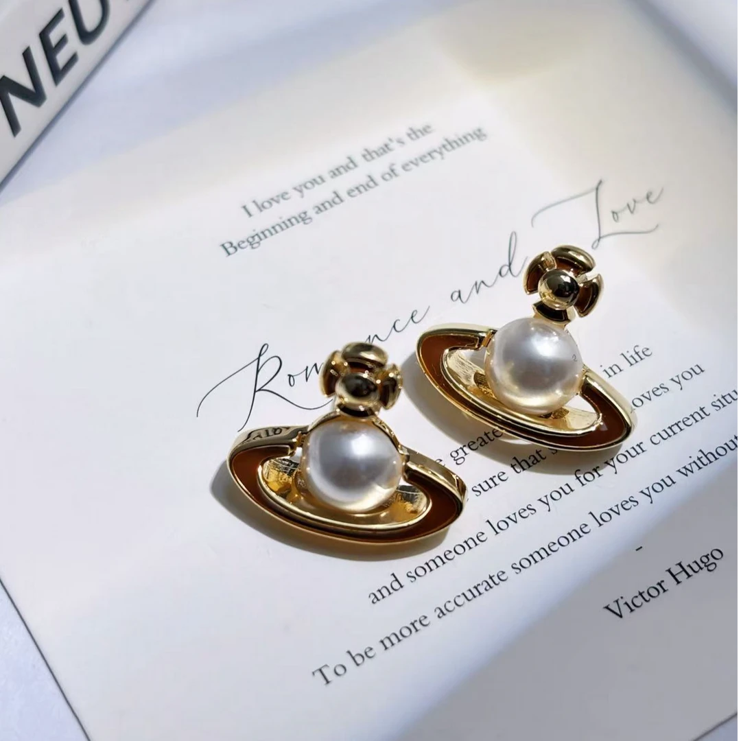 合金耳饰 新款时尚小众设计精美名媛耳钉滴油珍珠土星金属耳钉