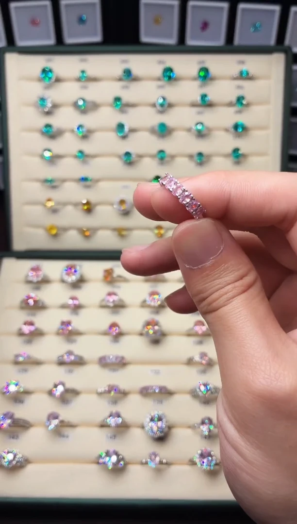 银S925镶嵌戒指绿柱石（摩根石）11111