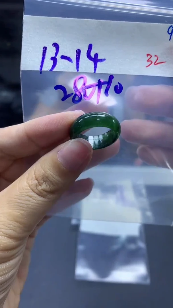 未镶嵌定制翡翠毛货需精细抛光拍一发一