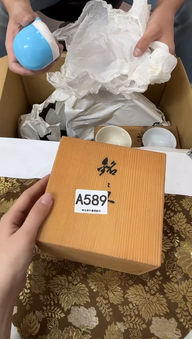 其他卓****r589...中古产品谨慎参拍