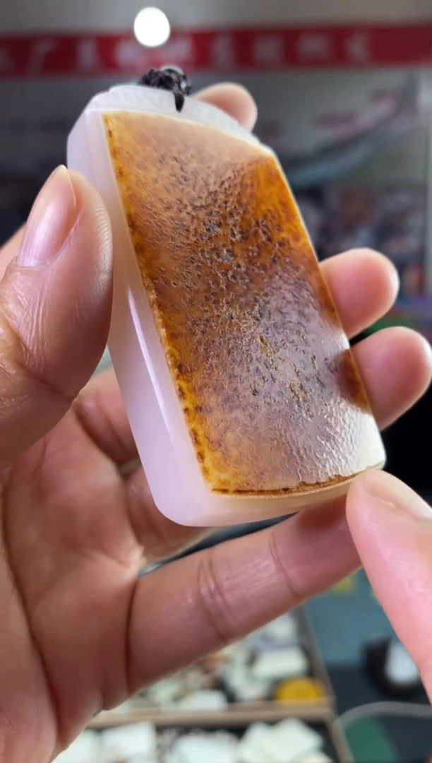 天然玉石未镶嵌颈饰