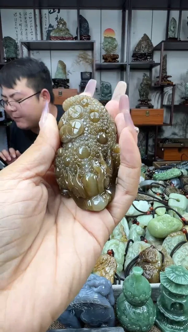 未镶嵌和田玉把件1