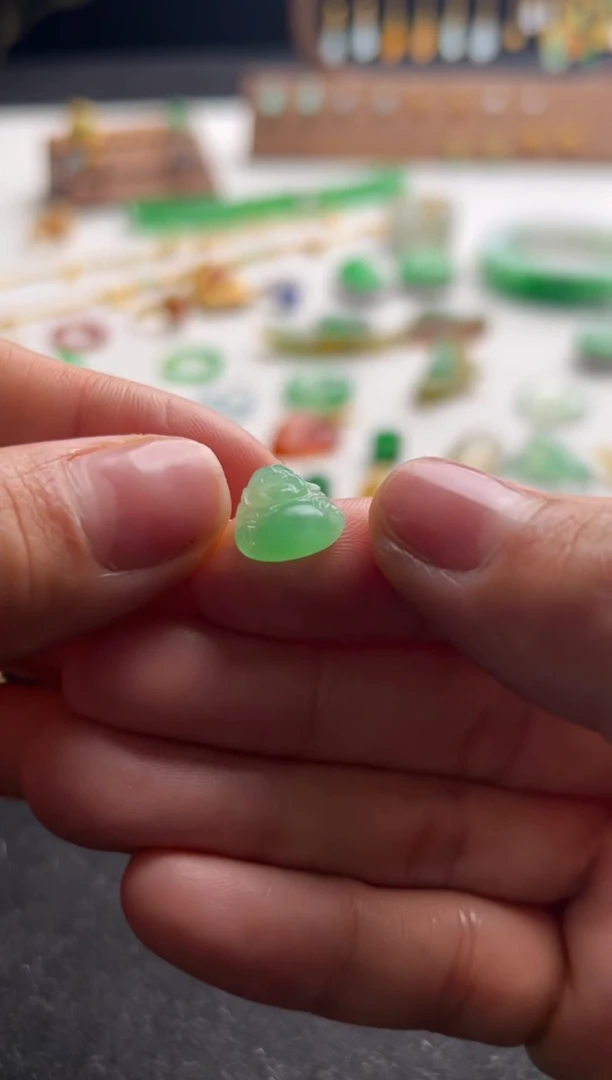 【闪购商品】定制翡翠未镶嵌绿佛公1380+138-wpj163