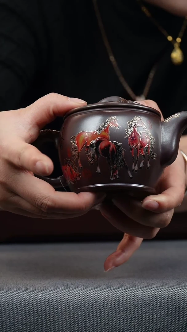 【闪购商品】紫砂茶壶紫龙血 如意汉瓦 八骏图