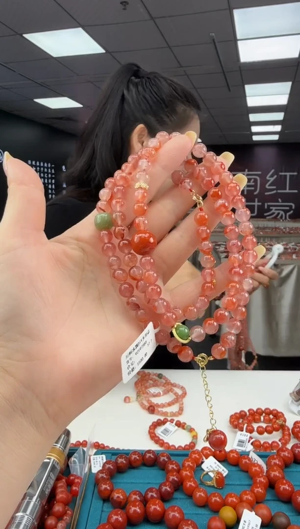 南红玛瑙胸针未镶嵌多样发其一/7/92197380