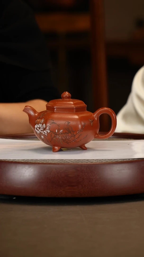 【闪购商品】紫砂茶壶【杨建英】朱泥六方宫灯