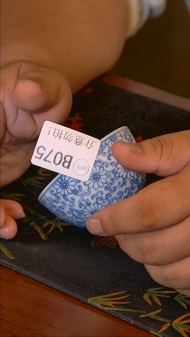 杯手工手绘杯杯很美丽