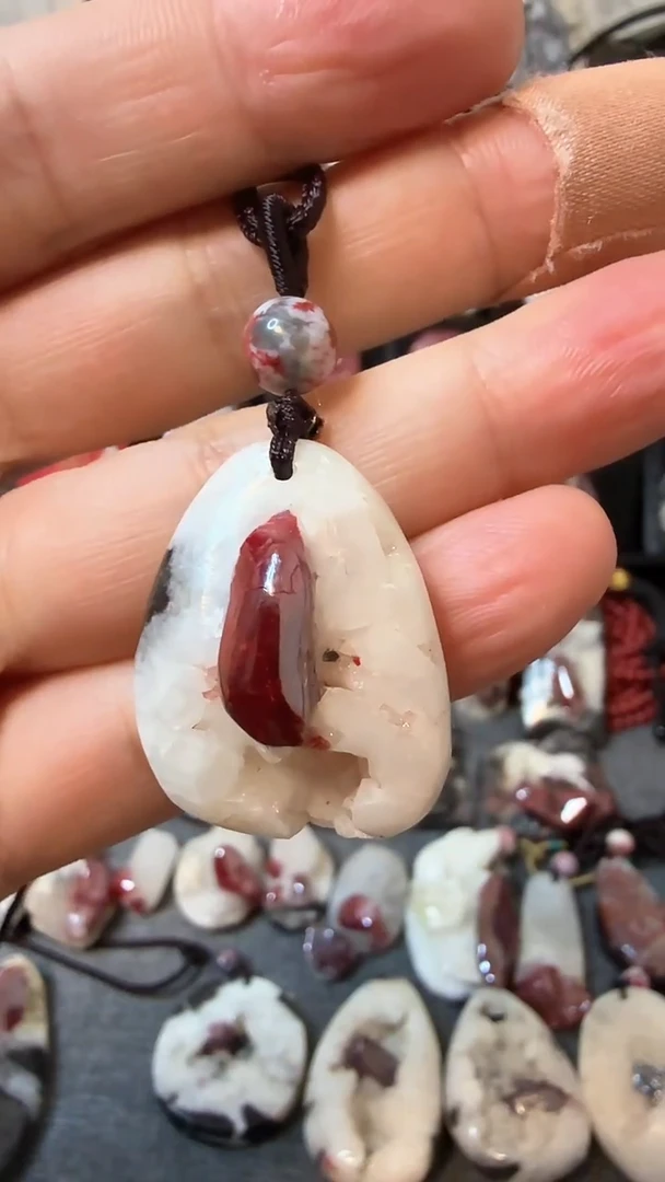 【闪购商品】天然辰砂大晶砂随行吊坠1