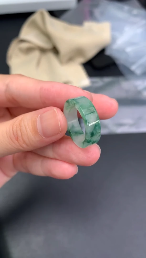 定制翡翠未镶嵌模式推广期48小时鉴赏期