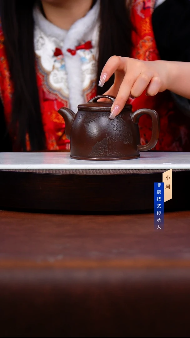 茶壶紫砂122号 紫玉金砂300cc左右-王