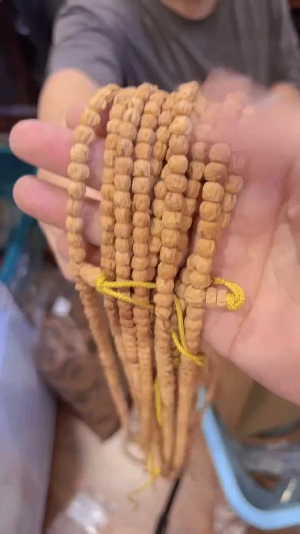 白玉菩提吊坠1811-469（发一）