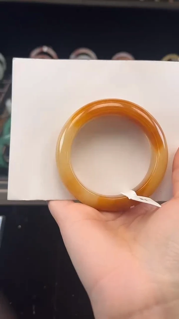 未镶嵌石英质玉（黄龙玉）手镯58圈口016