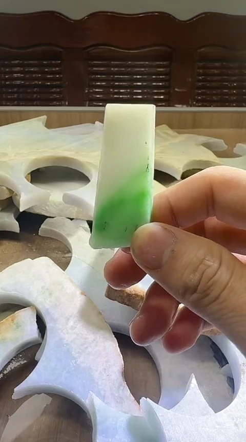 裸石翡翠缅甸翡翠A货花194