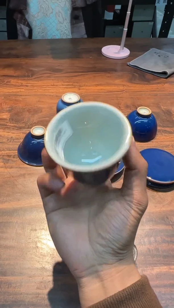【闪购商品】刘钦莹 佛青 花口杯