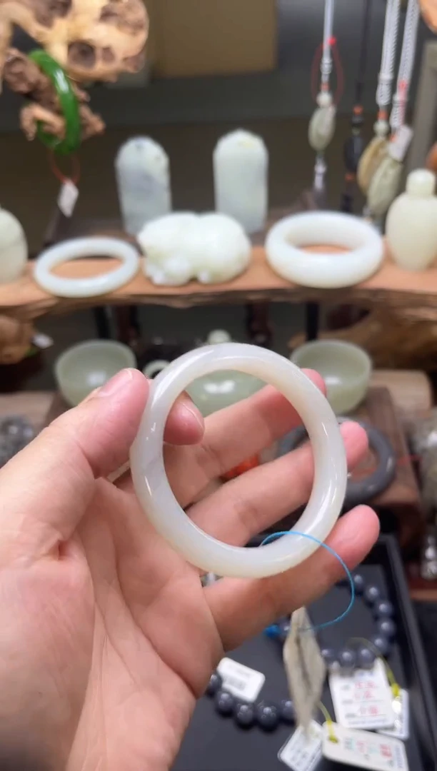 【闪购商品】和田玉手镯未镶嵌53+圈青海白玉手镯9003288