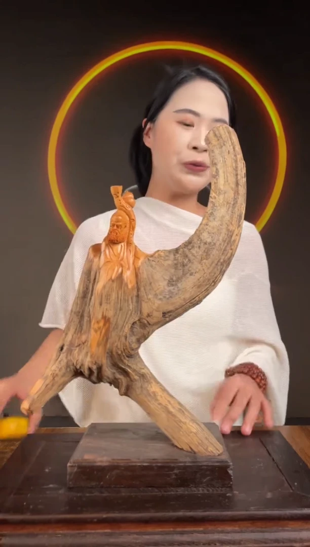 柏木（崖柏）手工摆件,先抢先得! 编号:233