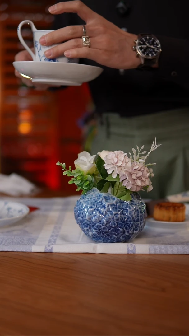 当代哥本哈根9.23【花之礼赞 -粉蓝色绣球花瓶】