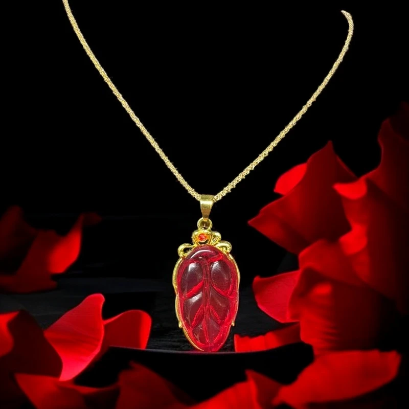 【砍价王精选】K7红色叶子吊坠金枝玉叶