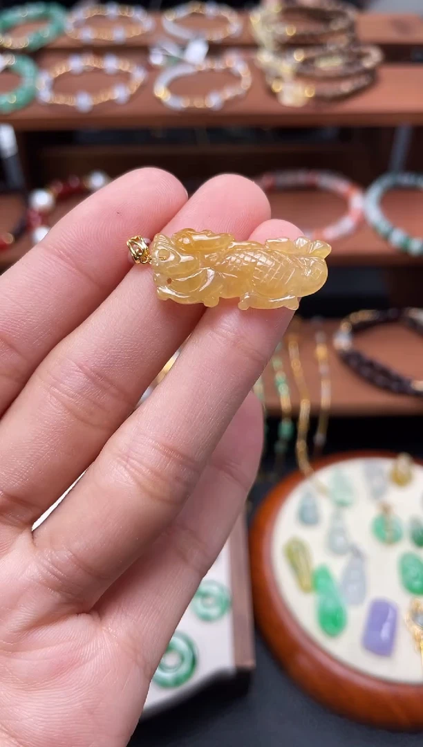 【闪购商品】翡翠吊坠(不含链)18K金镶嵌一个  JK433