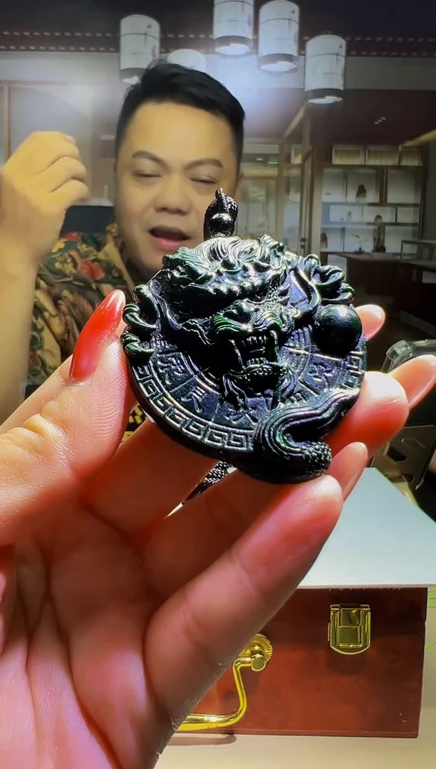 定制翡翠未镶嵌0952768837