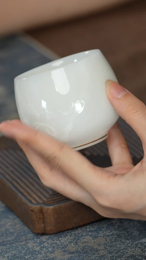 【冰种喜上眉梢主人杯】【12西泠礼盒】