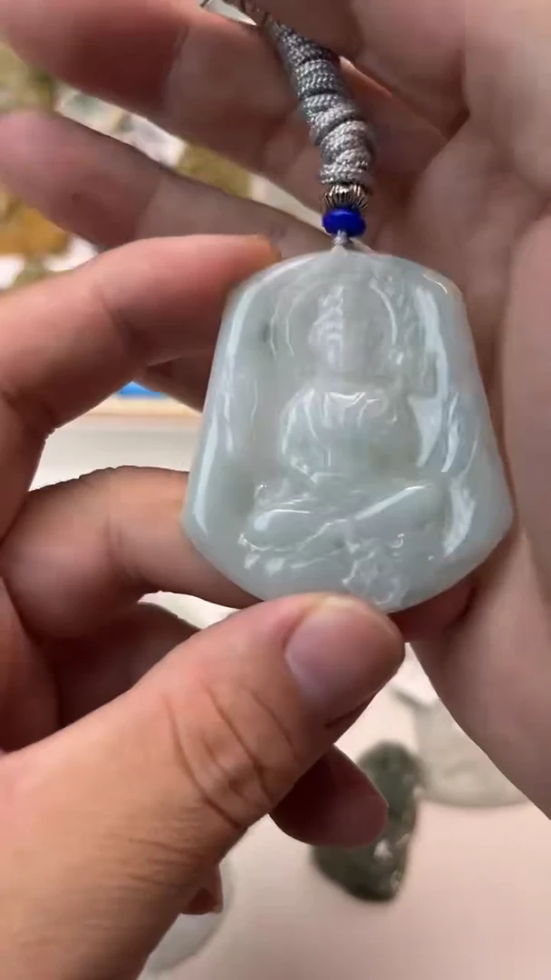 颈饰未镶嵌翡翠芳****店天然翡翠