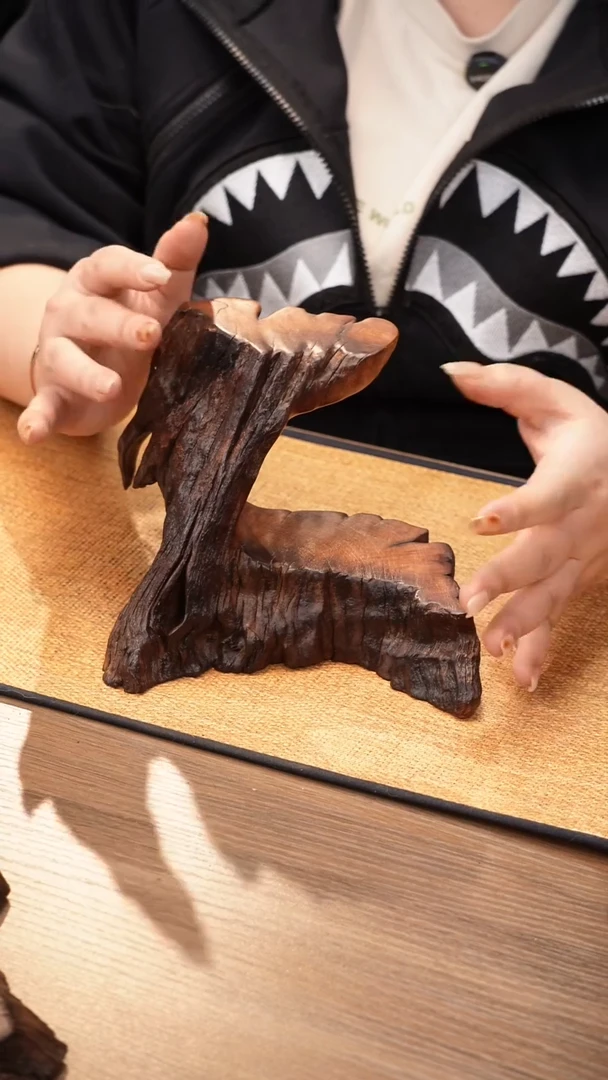 52号云小屋紫柚木摆台