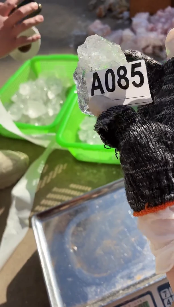 【闪购商品】水晶摆件未镶嵌白阿塞 085