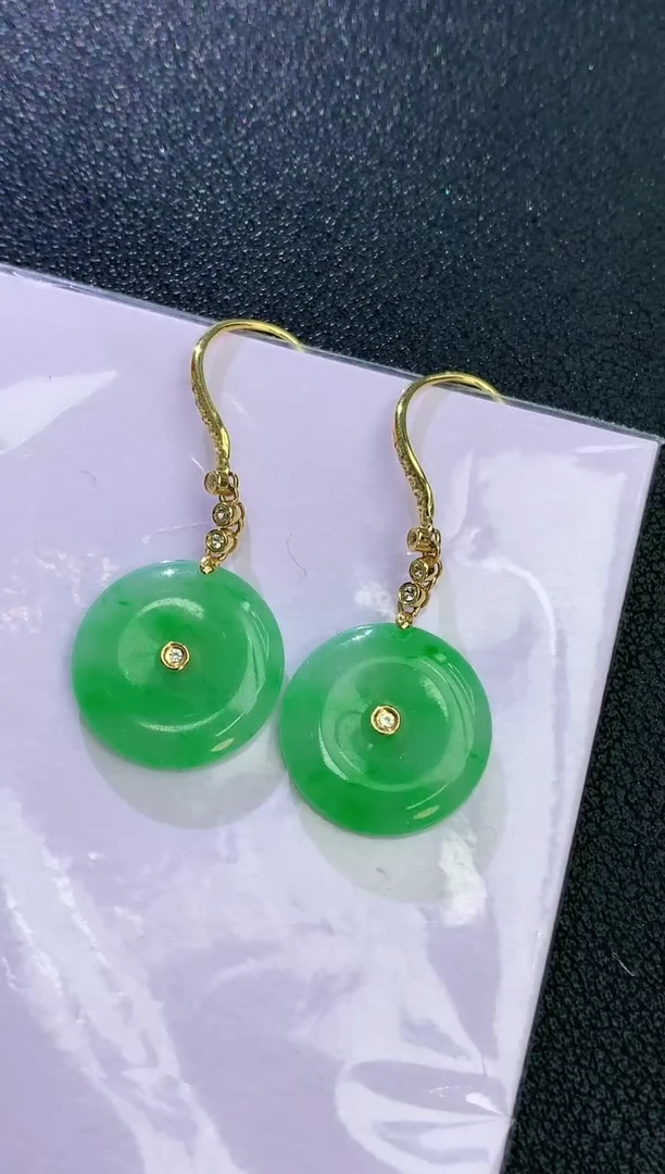 18K金镶嵌翡翠耳饰赠礼盒证书 麦麦