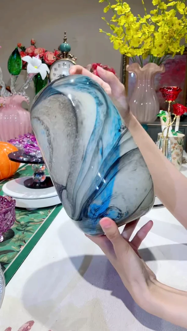 琉璃水墨风花瓶一件