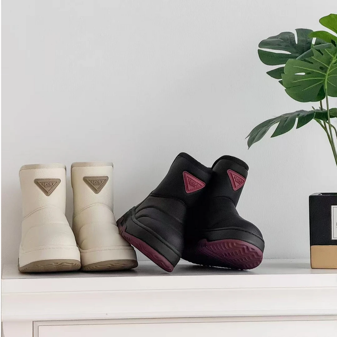 欧货冬季加绒加厚雪地棉靴面包鞋防水防滑厚底雪地靴短靴女鞋8686