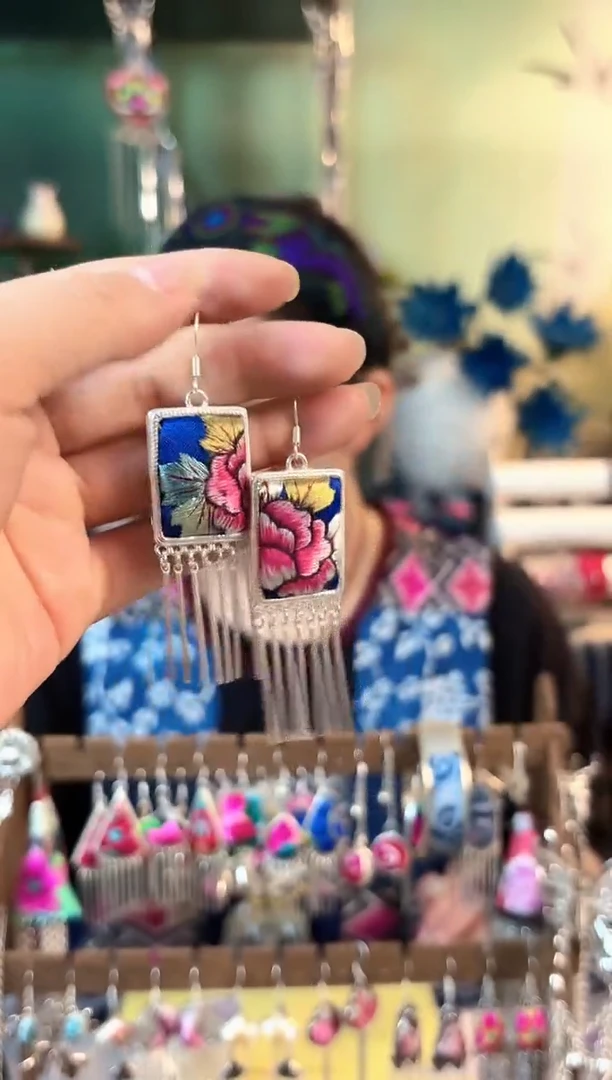 织绣彩云南阁非遗老绣695