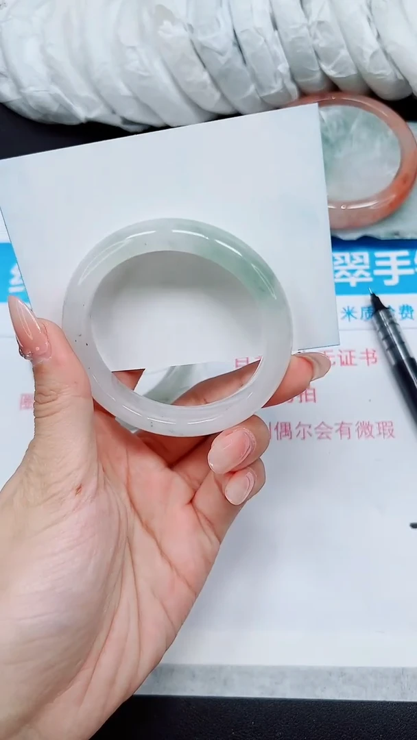 【闪购商品】石英质玉手镯未镶嵌A23-54*55