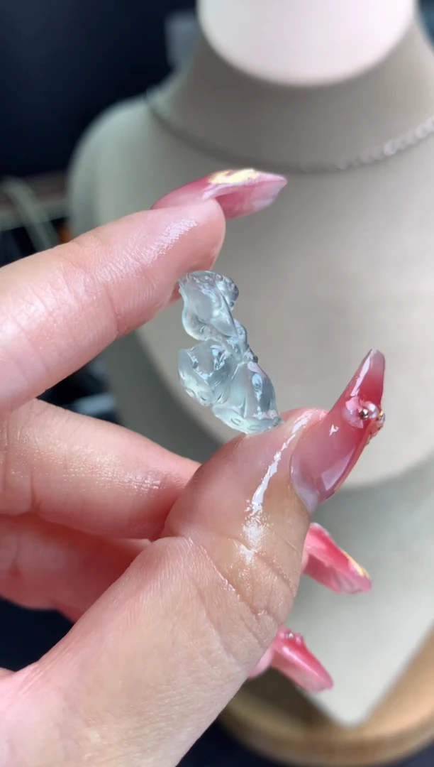 定制翡翠未镶嵌莲蓬