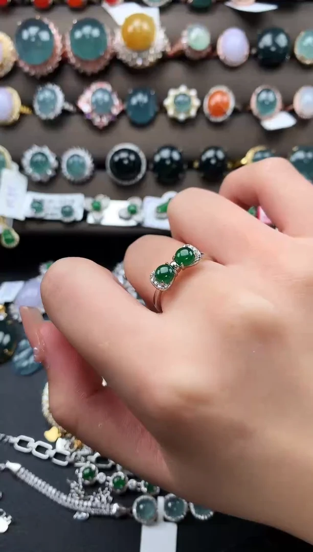 【闪购商品】翡翠戒指银S925镶嵌521411