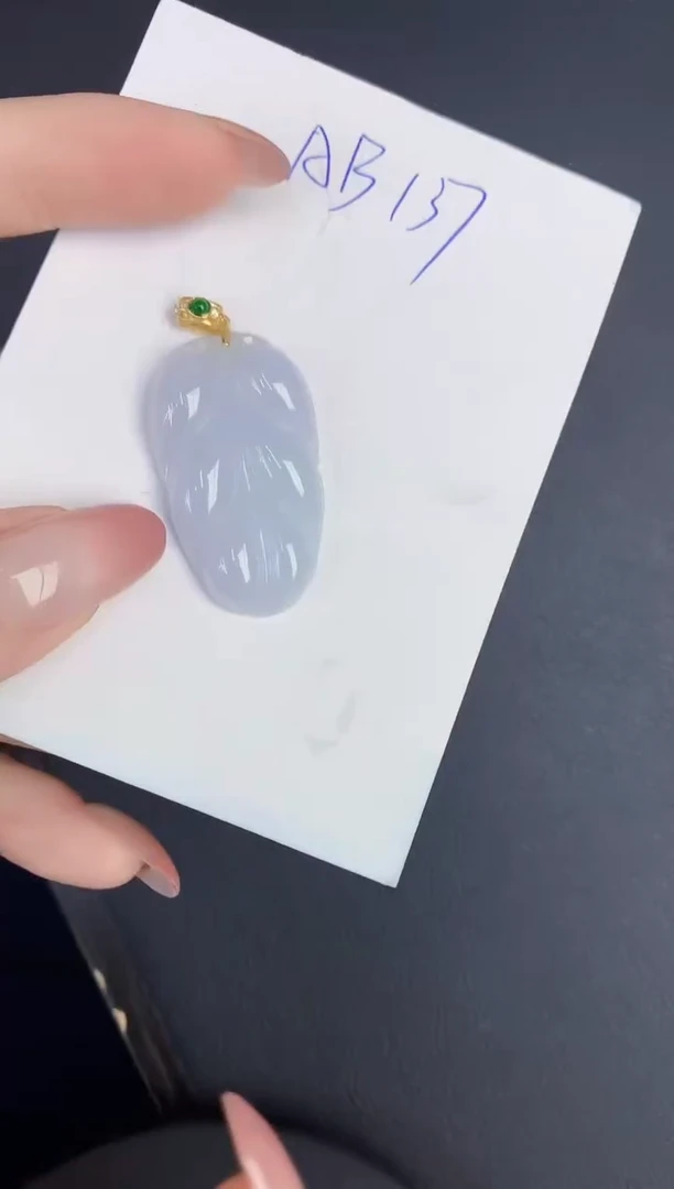 翡翠未镶嵌颈饰缅甸天然翡翠A货