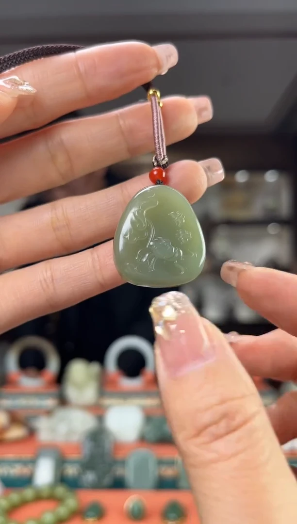 【闪购商品】和田玉颈饰未镶嵌1