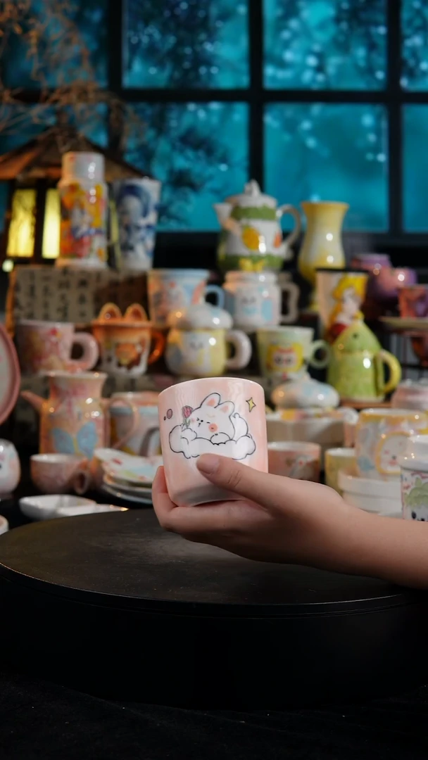 陶瓷便携款手工手绘花朵小兔杯