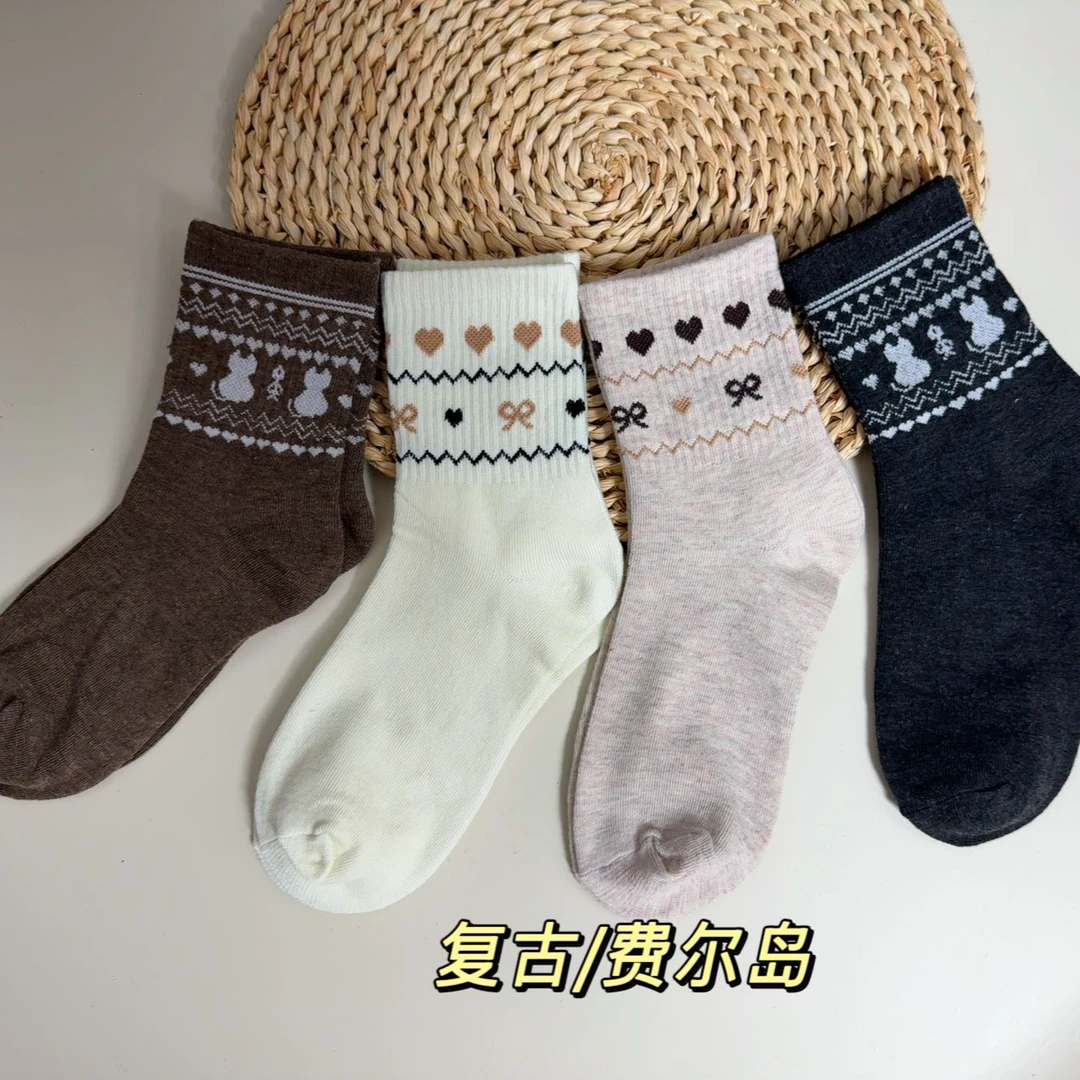秋冬新款费尔岛复古风中筒袜A010