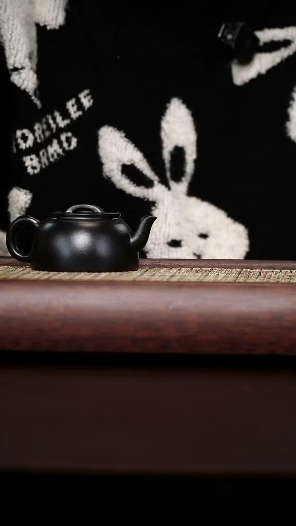 原矿手工紫泥捂灰半月150CC