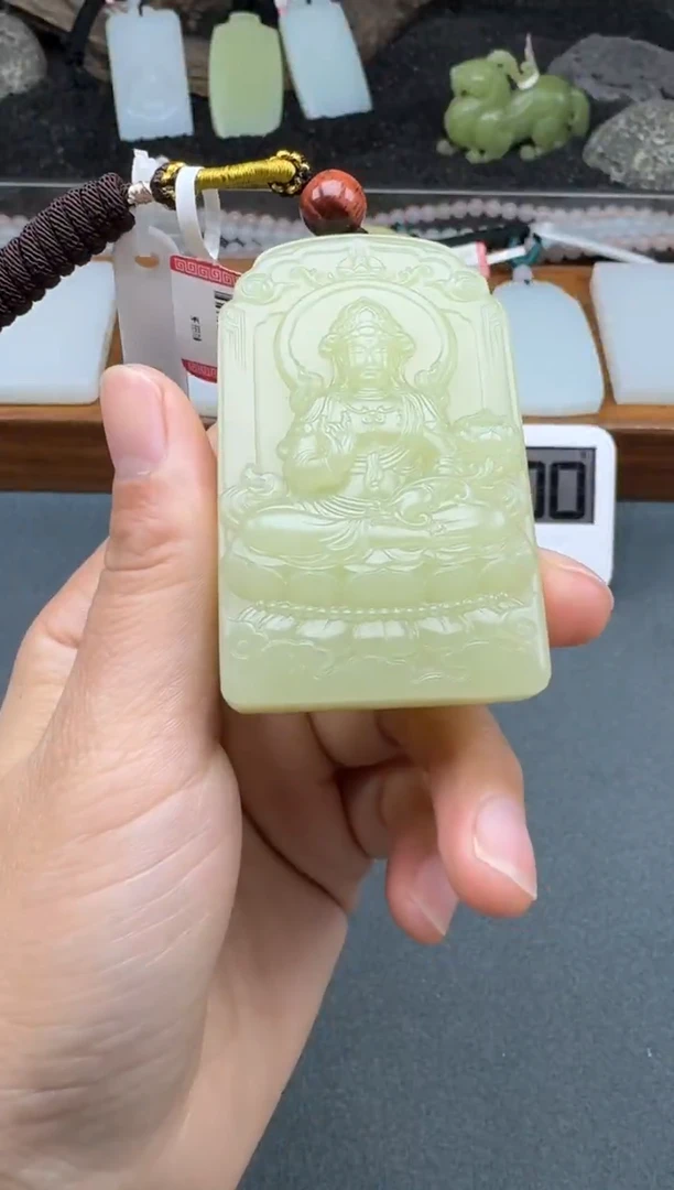 颈饰未镶嵌和田玉2