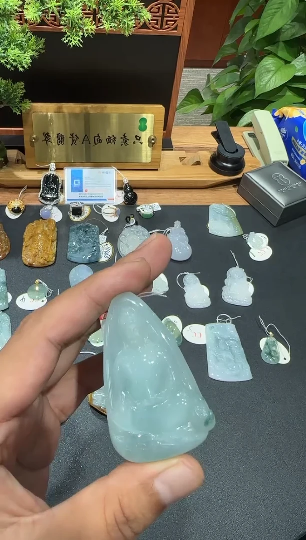 未镶嵌挂件翡翠A货翡翠多样性孤品